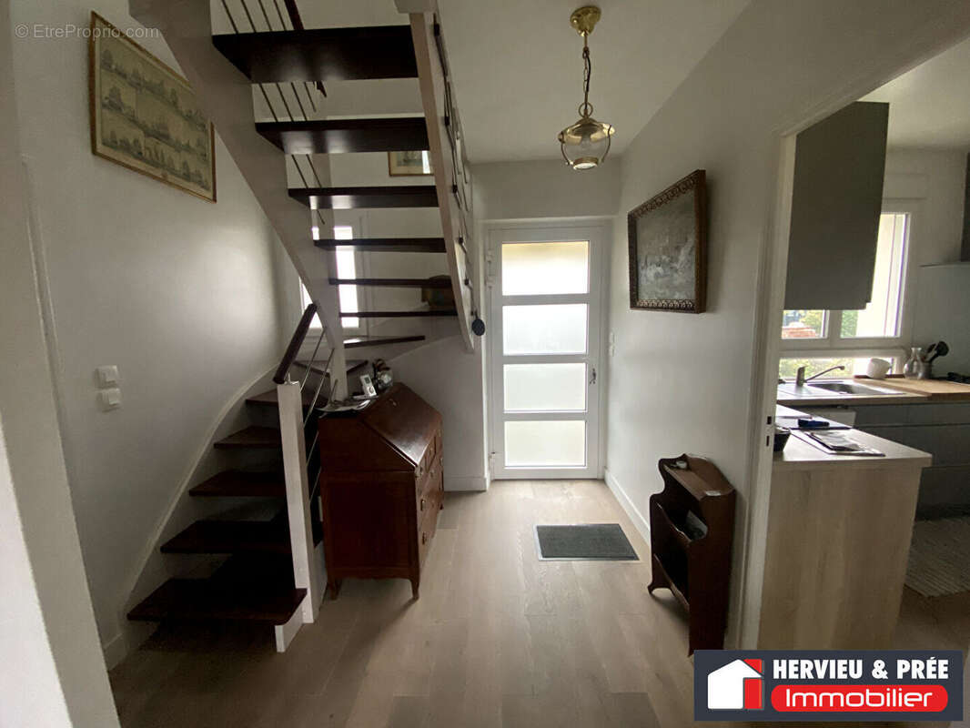 Maison à OUISTREHAM