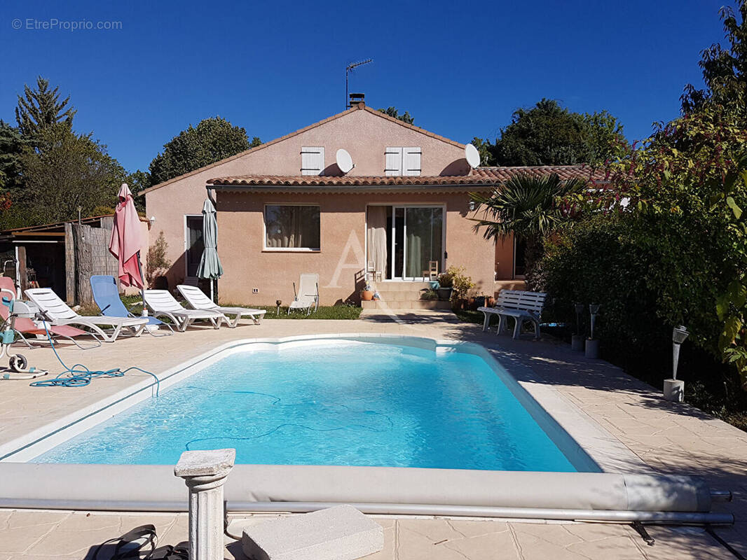 Maison à REGUSSE
