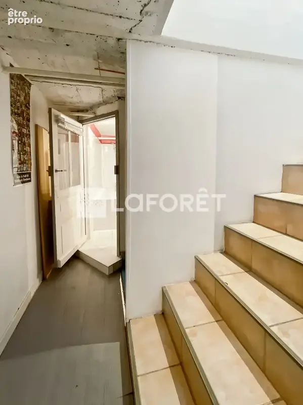Charmant 4 pièces avec souplex - HABITITATION OU LOCAL - Quartier Charentonneau - photo 10