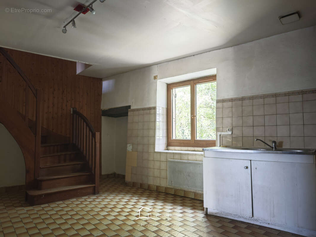 Maison à CHENAY