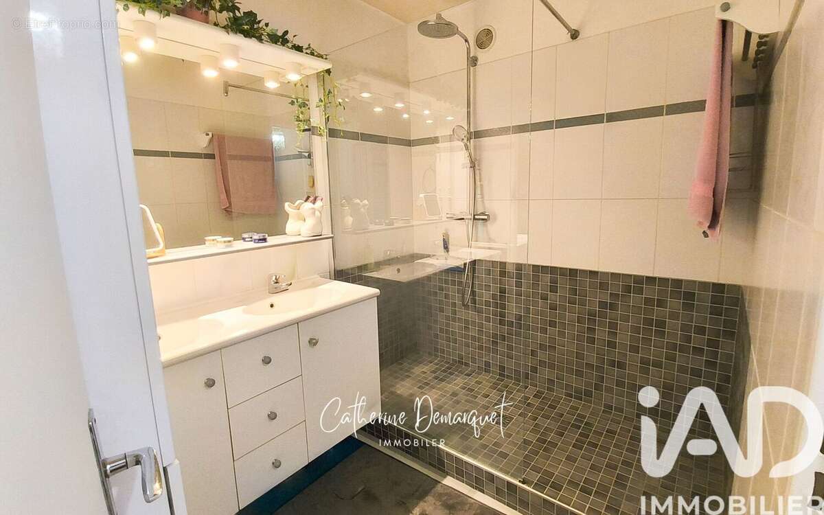 Photo 9 - Appartement à VERNEUIL-SUR-SEINE