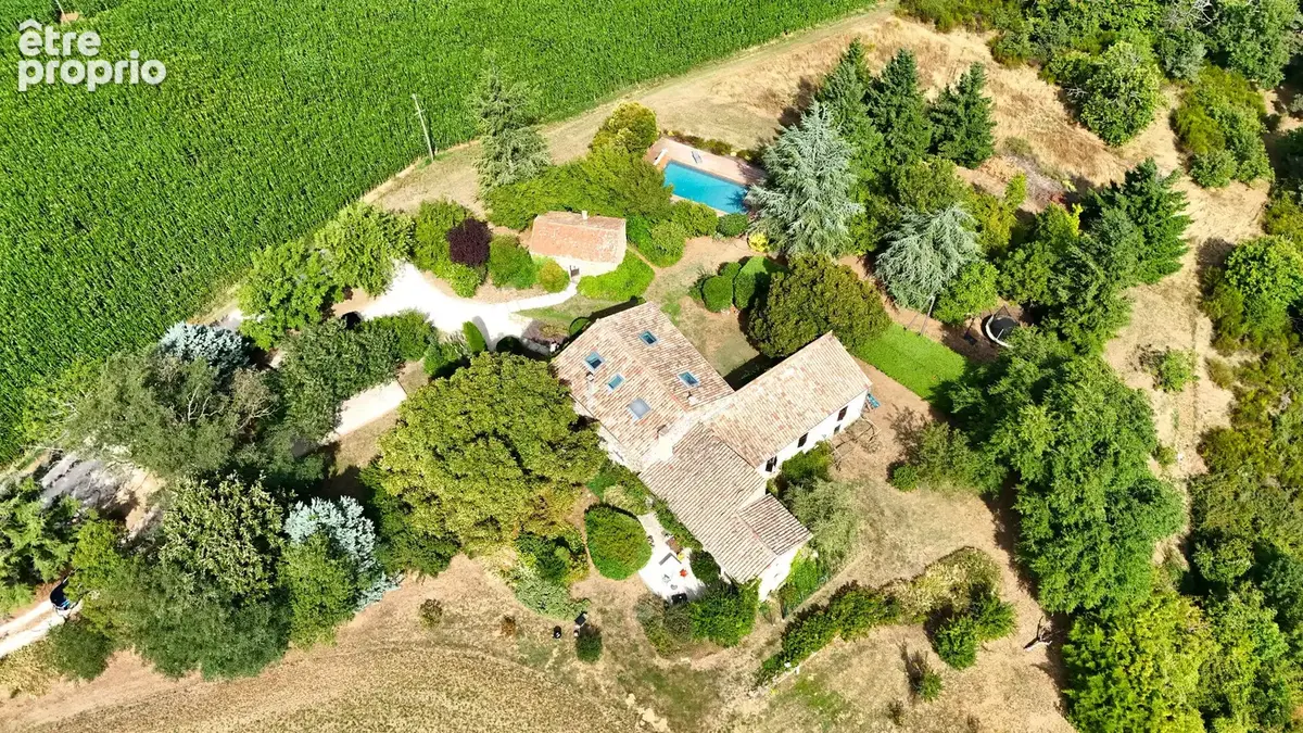 Maison à PLATS