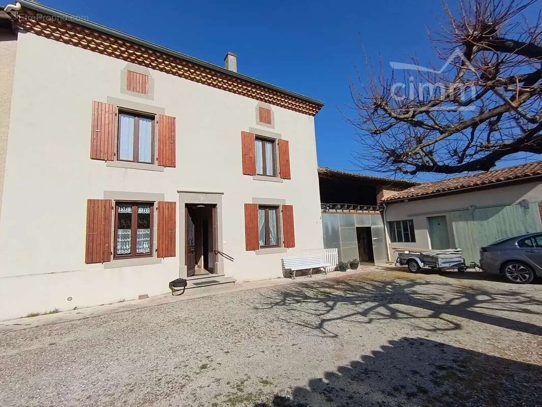 Maison à SERVES-SUR-RHONE