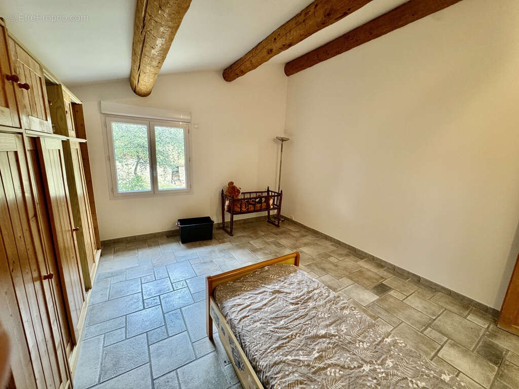 Maison à LA BAUME-DE-TRANSIT