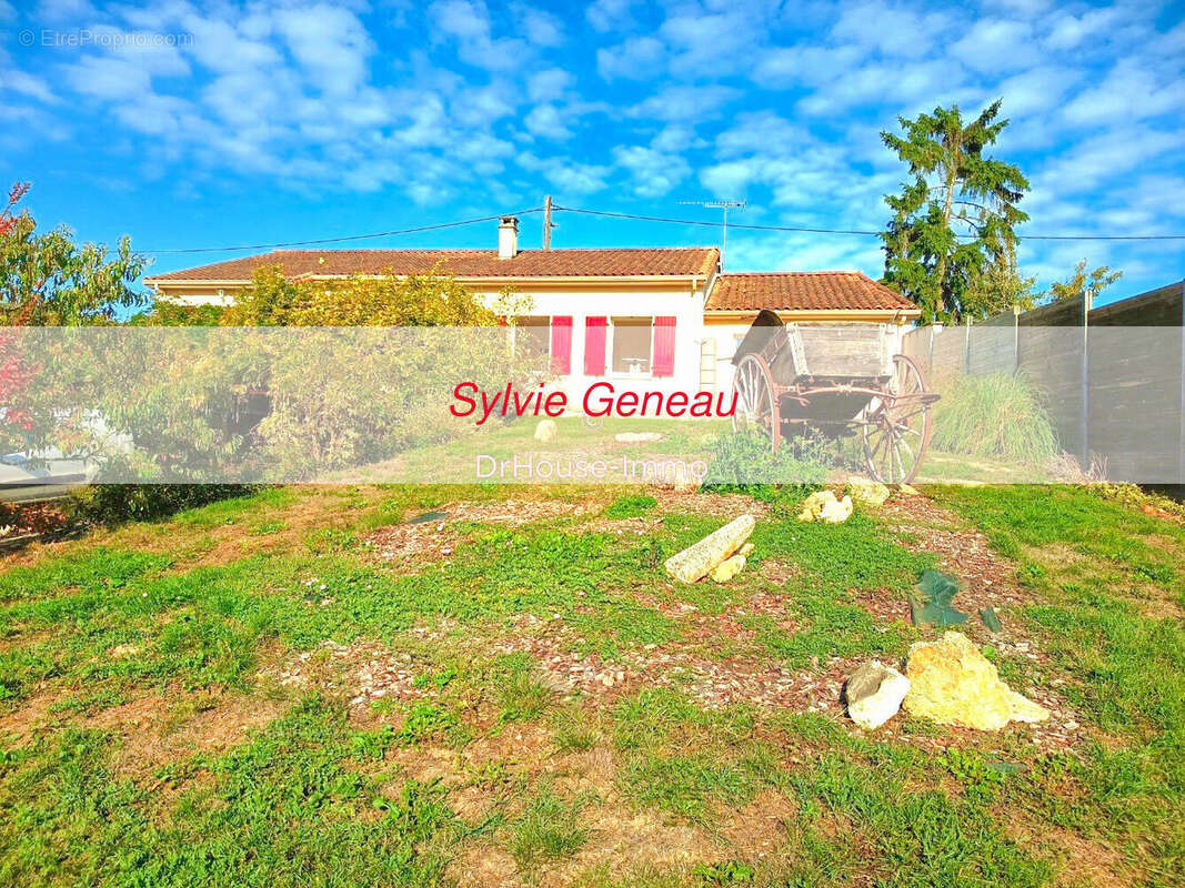 Maison à PAS-DE-JEU