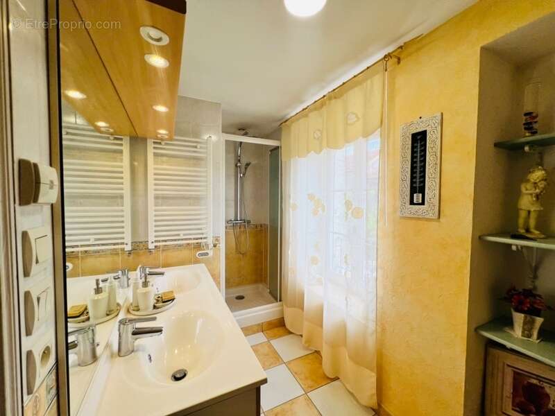 Maison bourgeoise 267m² - photo 10
