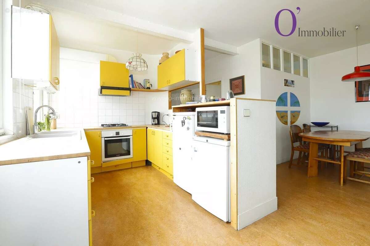 Appartement à PARIS-11E