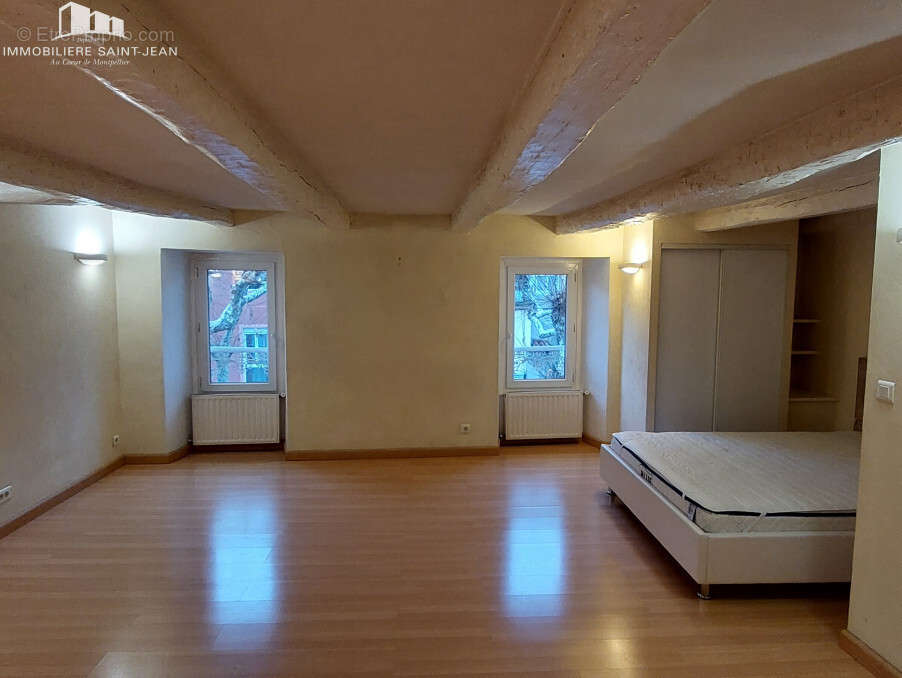 Appartement à MILLAU