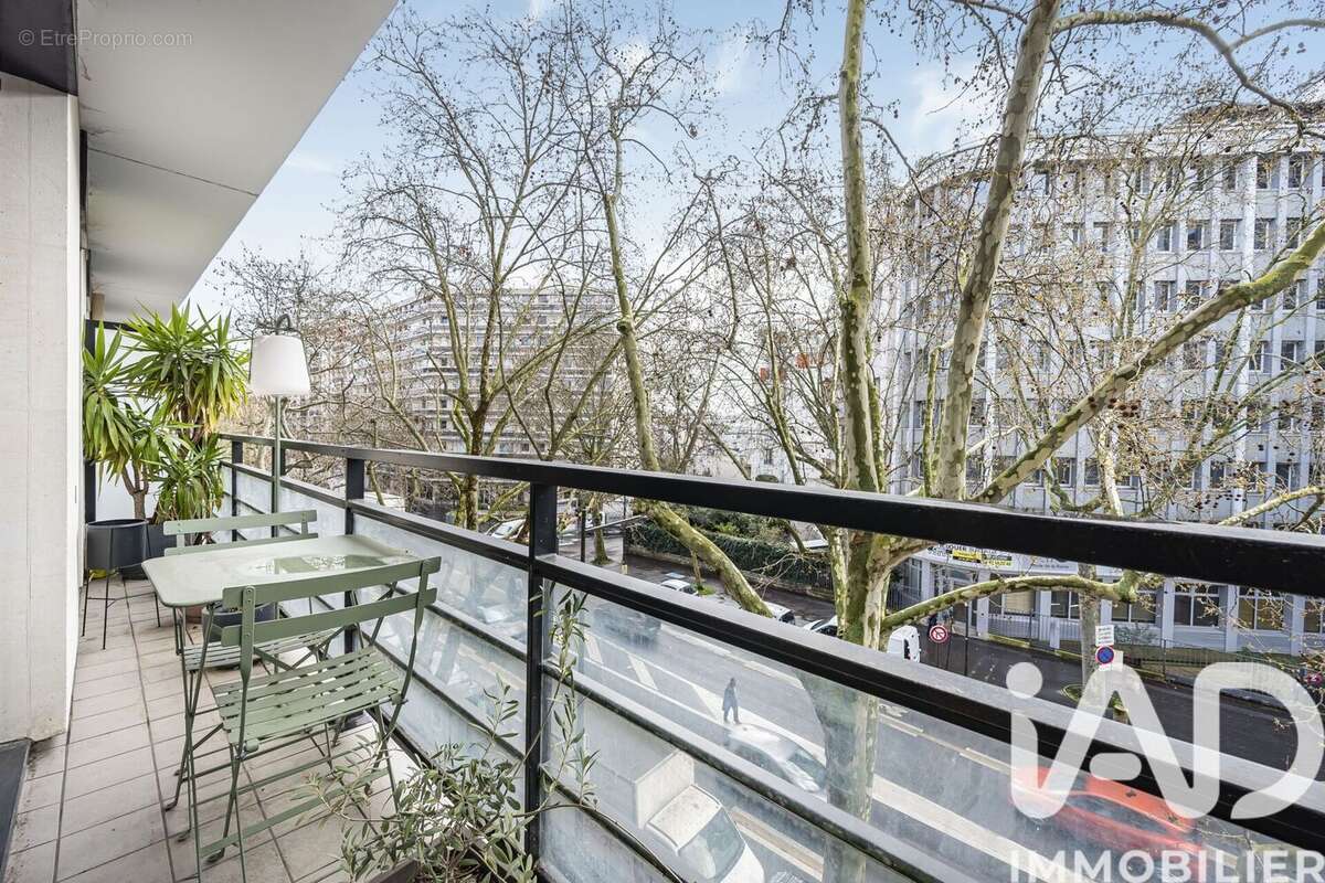 Photo 2 - Appartement à BOULOGNE-BILLANCOURT