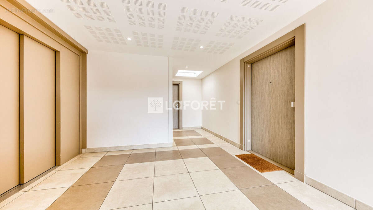 Appartement à PONTAULT-COMBAULT