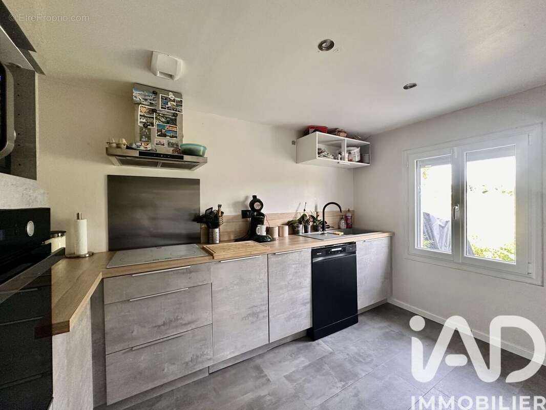 Maison 74 m² à Vitot  - photo 9