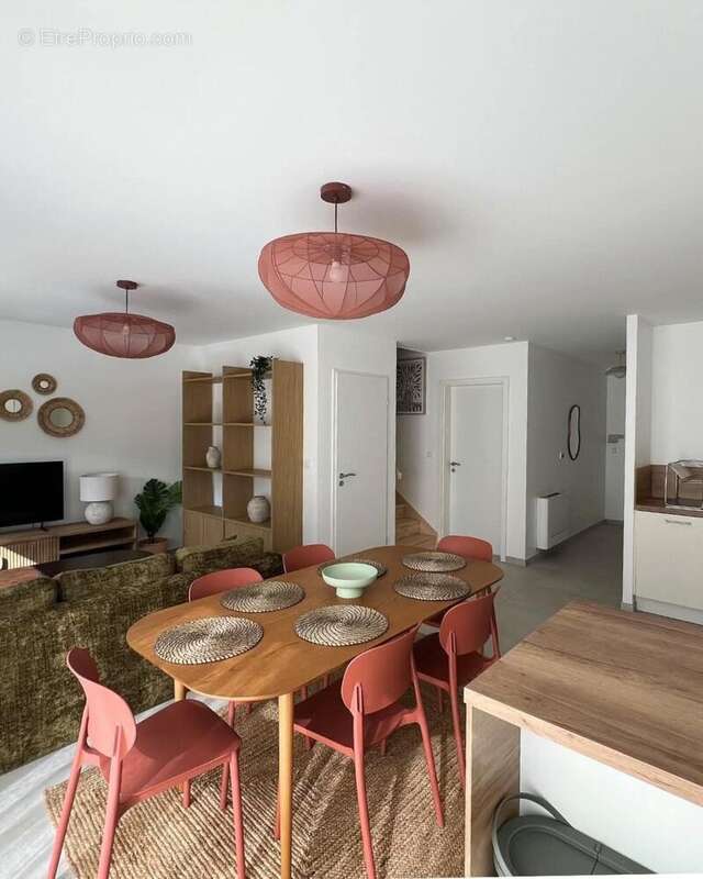 Photo 3 - Maison à MENERBES