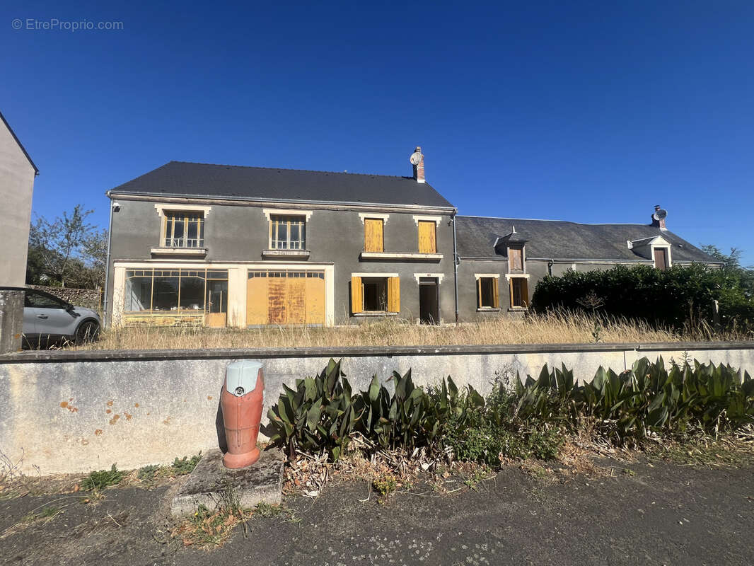 Maison de bourg avec dépendance et terrain - photo 20