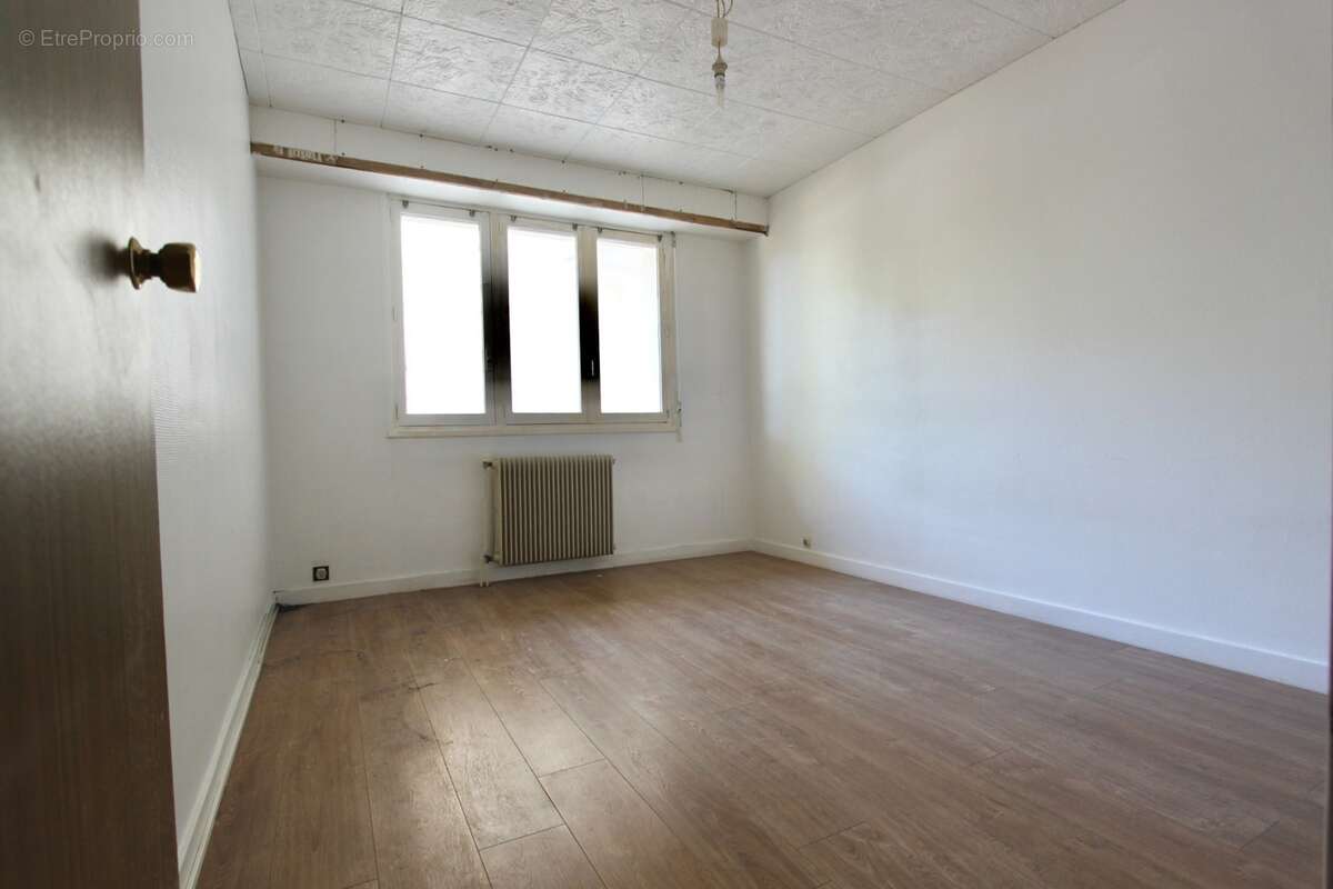 Appartement à vendre 2 pièces LA ROCHELLE (17) - photo 6