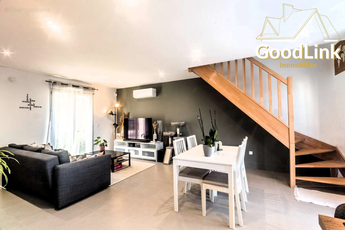 Maison 95 m² à Maisse  - photo 2