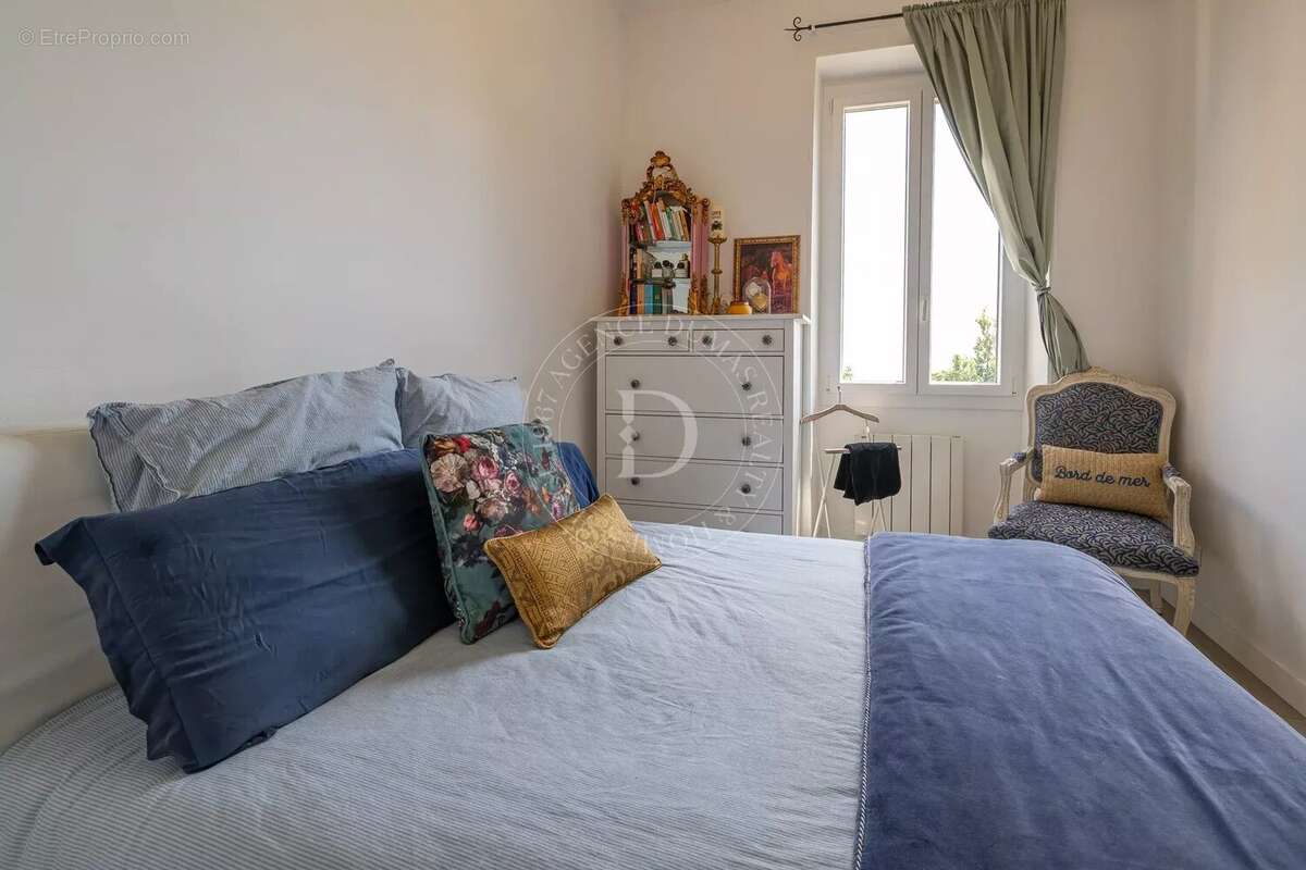 Appartement à BEAULIEU-SUR-MER