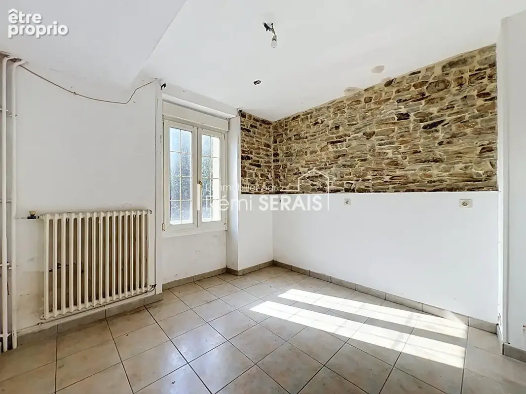 Maison à repenser à 5KM de VASSY -14410 - photo 4