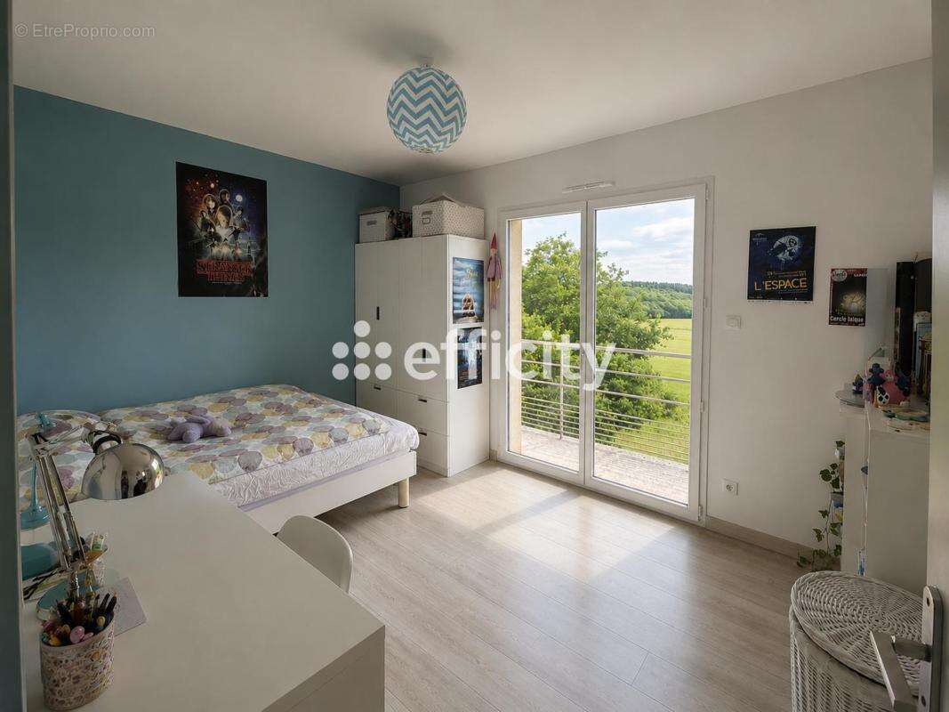 Maison 154 m² à Louye  - photo 6