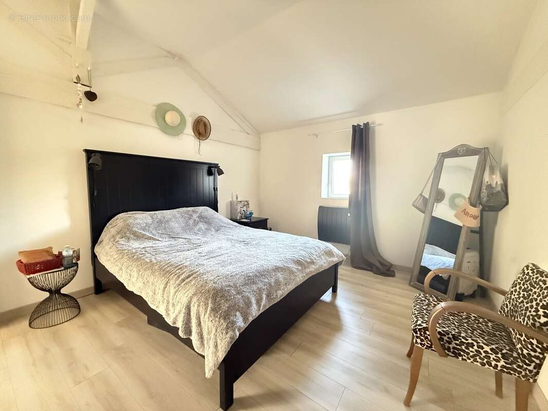 Maison à SAINT-FRAIGNE