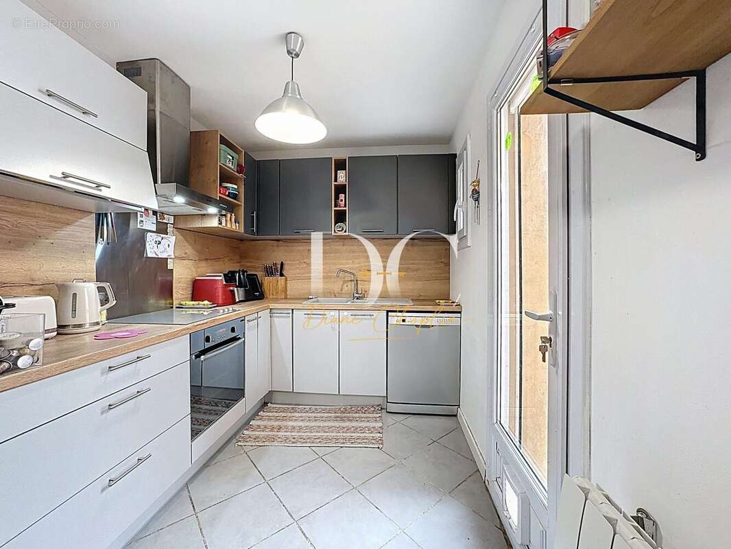 Maison à LES ANGLES