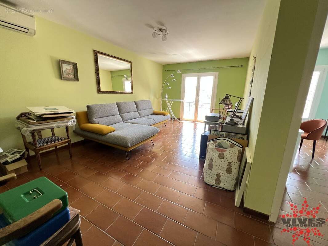 Maison à NISSAN-LEZ-ENSERUNE