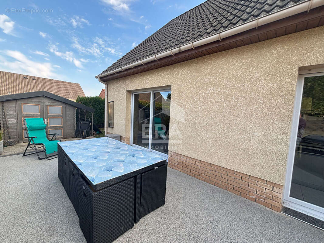 Maison à COURRIERES