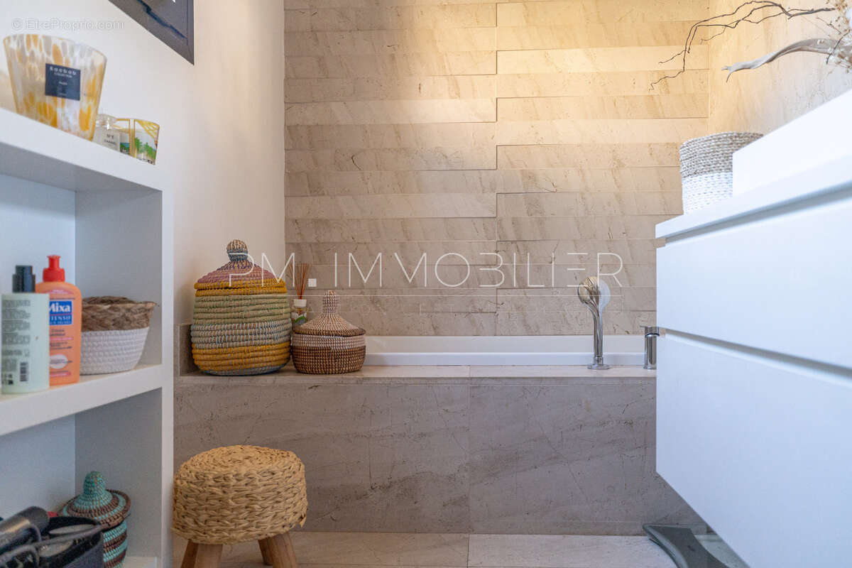 Maison à MARSEILLE-9E