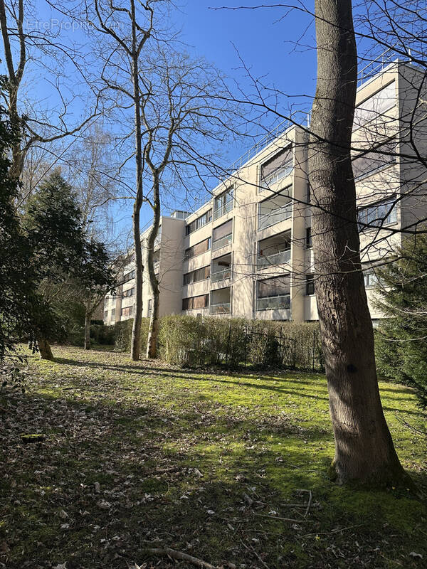Appartement à VAUX-LE-PENIL