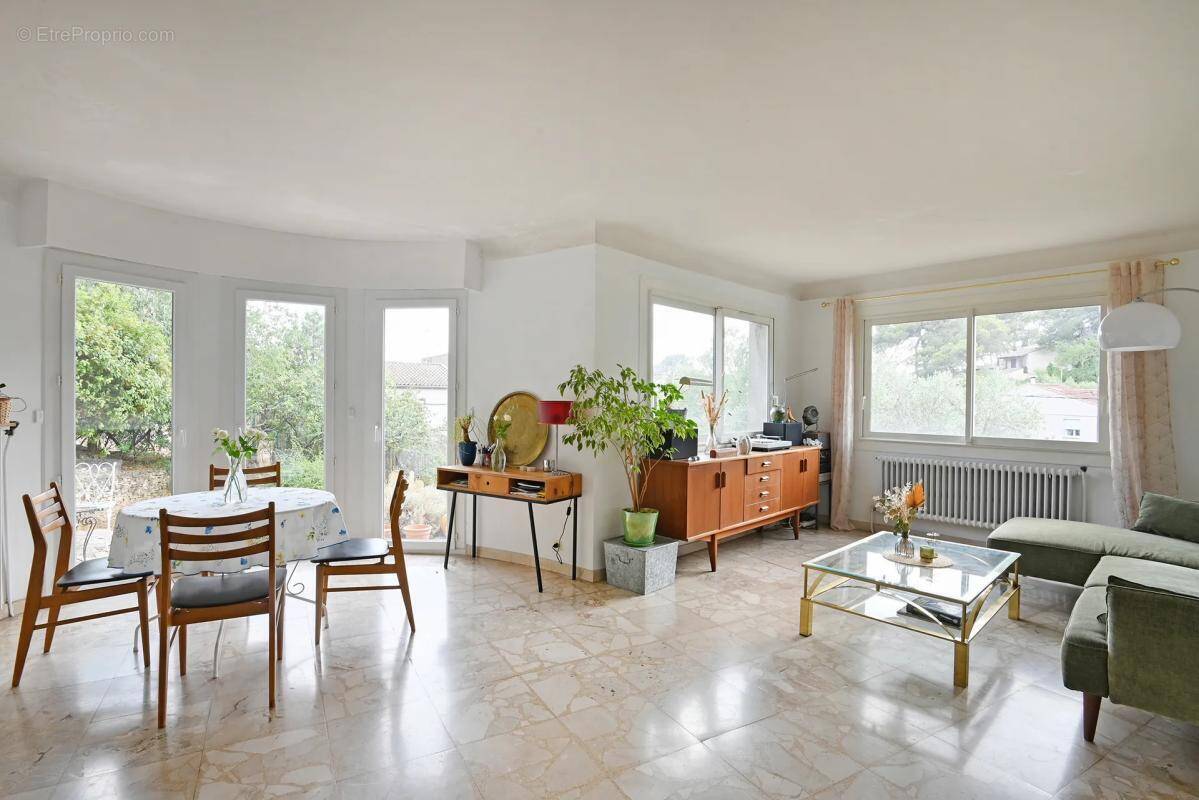 Maison à NIMES