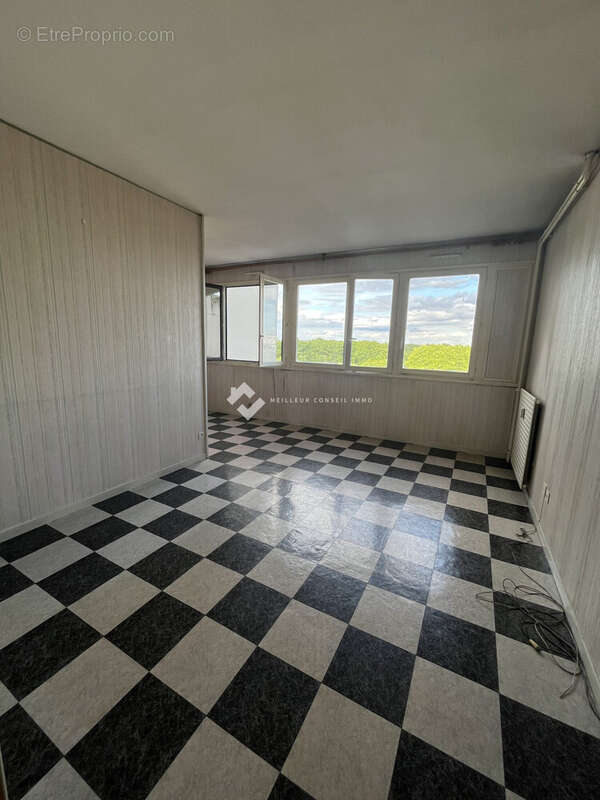 Appartement à RIS-ORANGIS