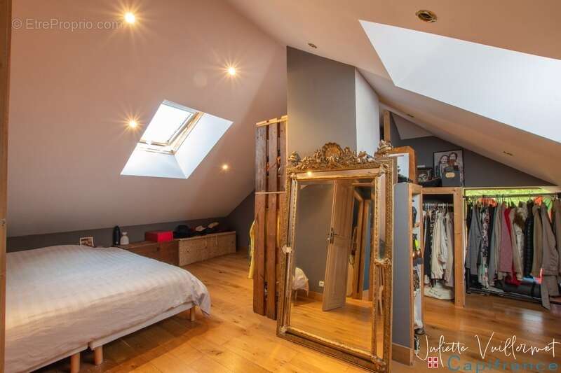 Appartement à AIX-LES-BAINS