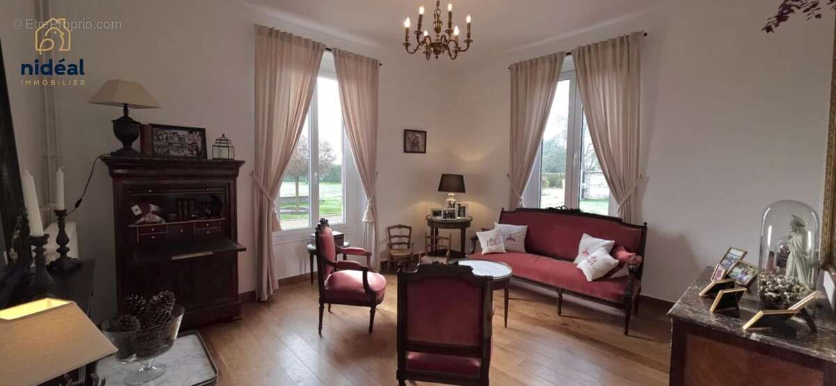 1ER SALON - Maison à GAILLON