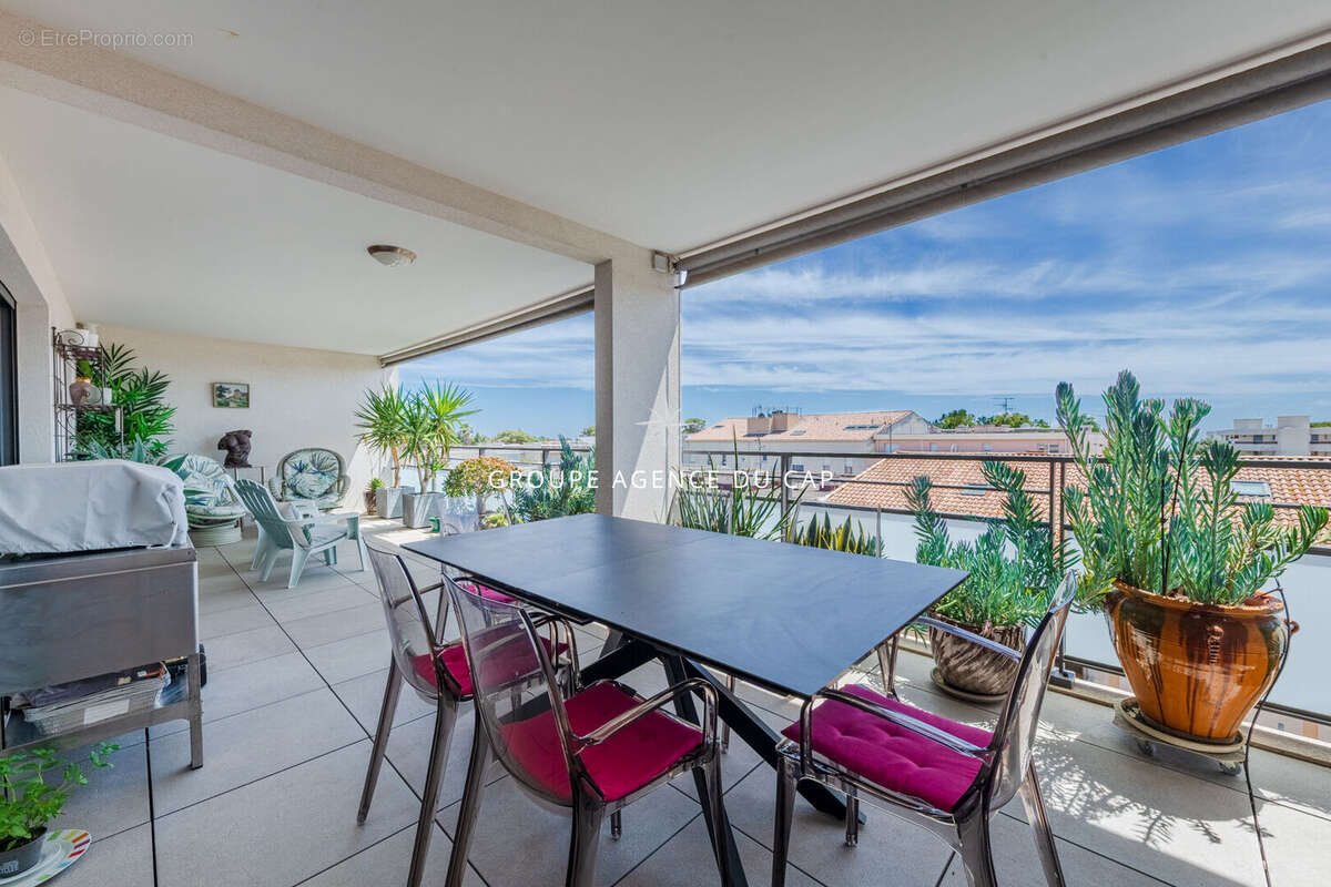 Appartement à SAINT-RAPHAEL
