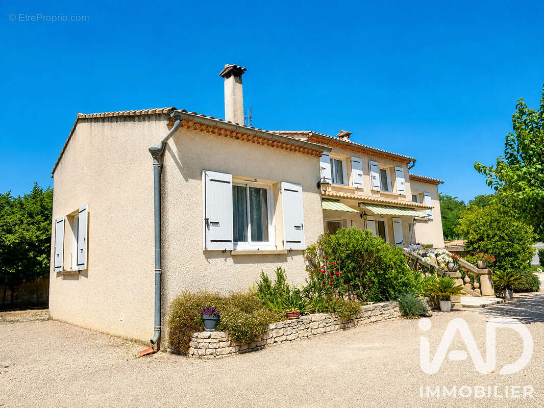 Maison 175 m² à Bollene  - photo 2