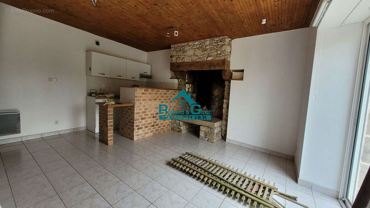 Maison 2 pièces à vendre à Saint Aubin d'Aubigné - Réf 5495FM - photo 4