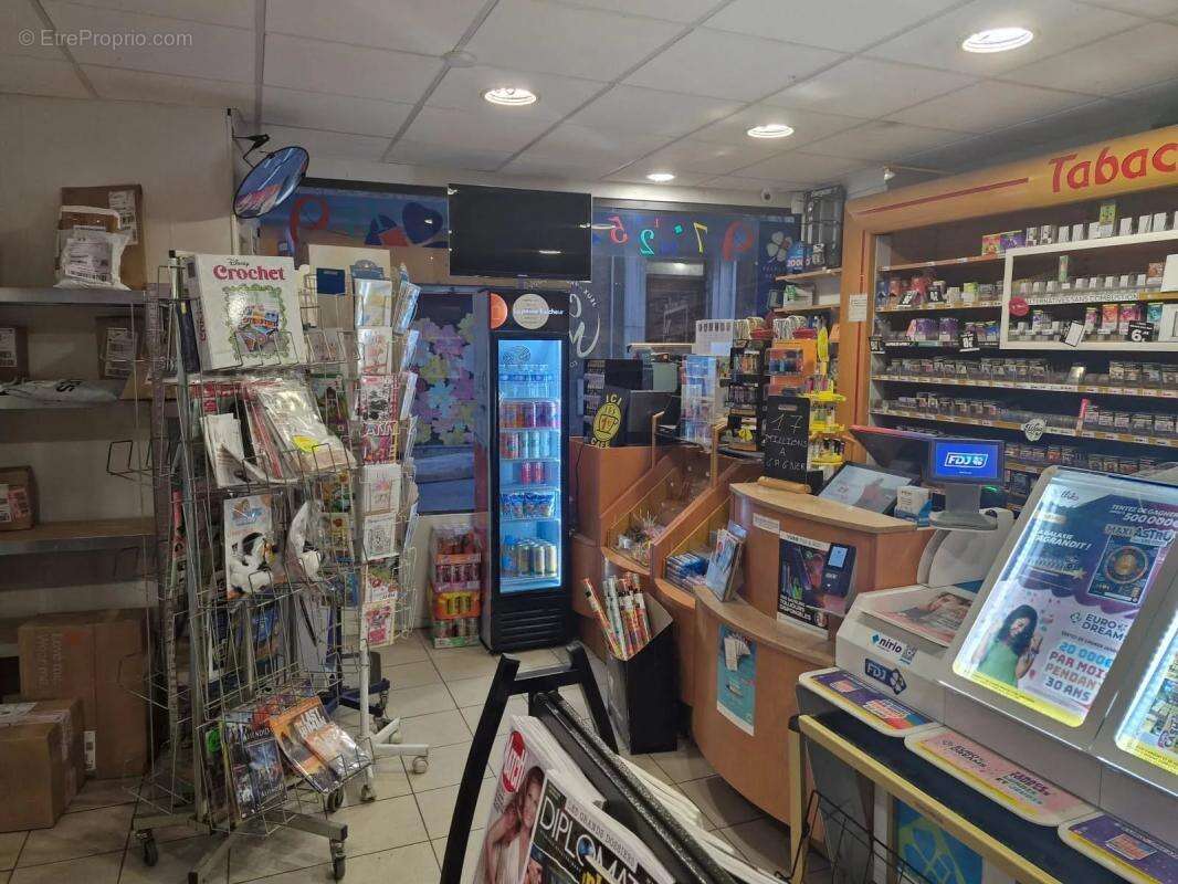 Commerce à TOURNON-SUR-RHONE