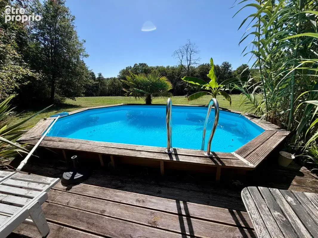 Maison de charme de plain-pied avec 2 roulottes, dépendances et plus de 4 hectares - photo 17