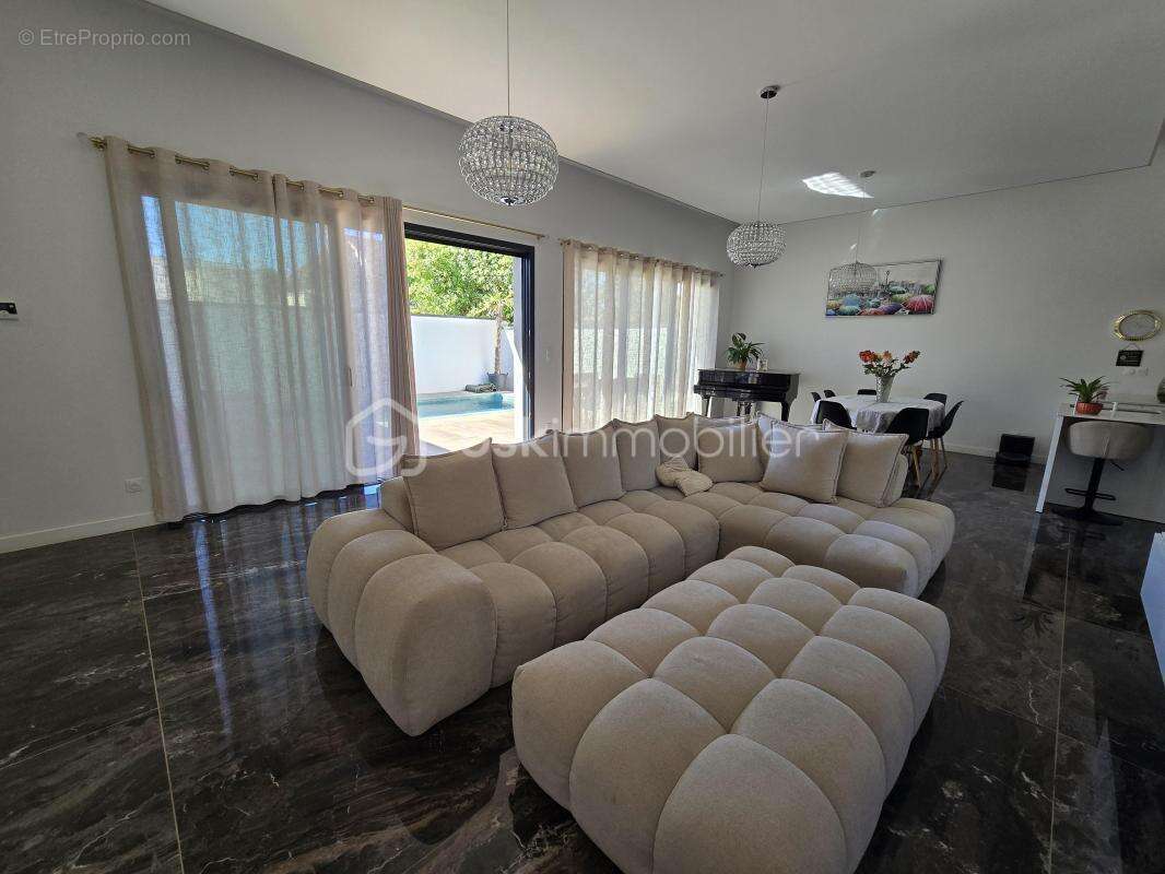  niort – maison plain-pied 139 m² – 4 chambres – piscine – garage - photo 5