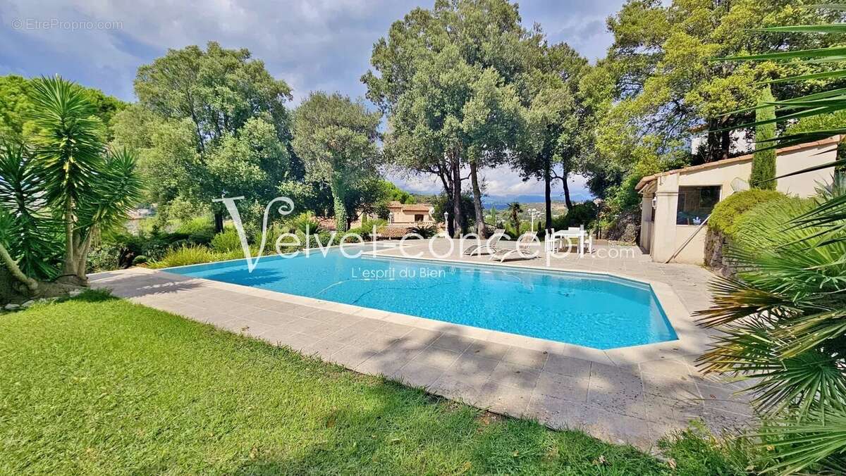 Maison à BIOT