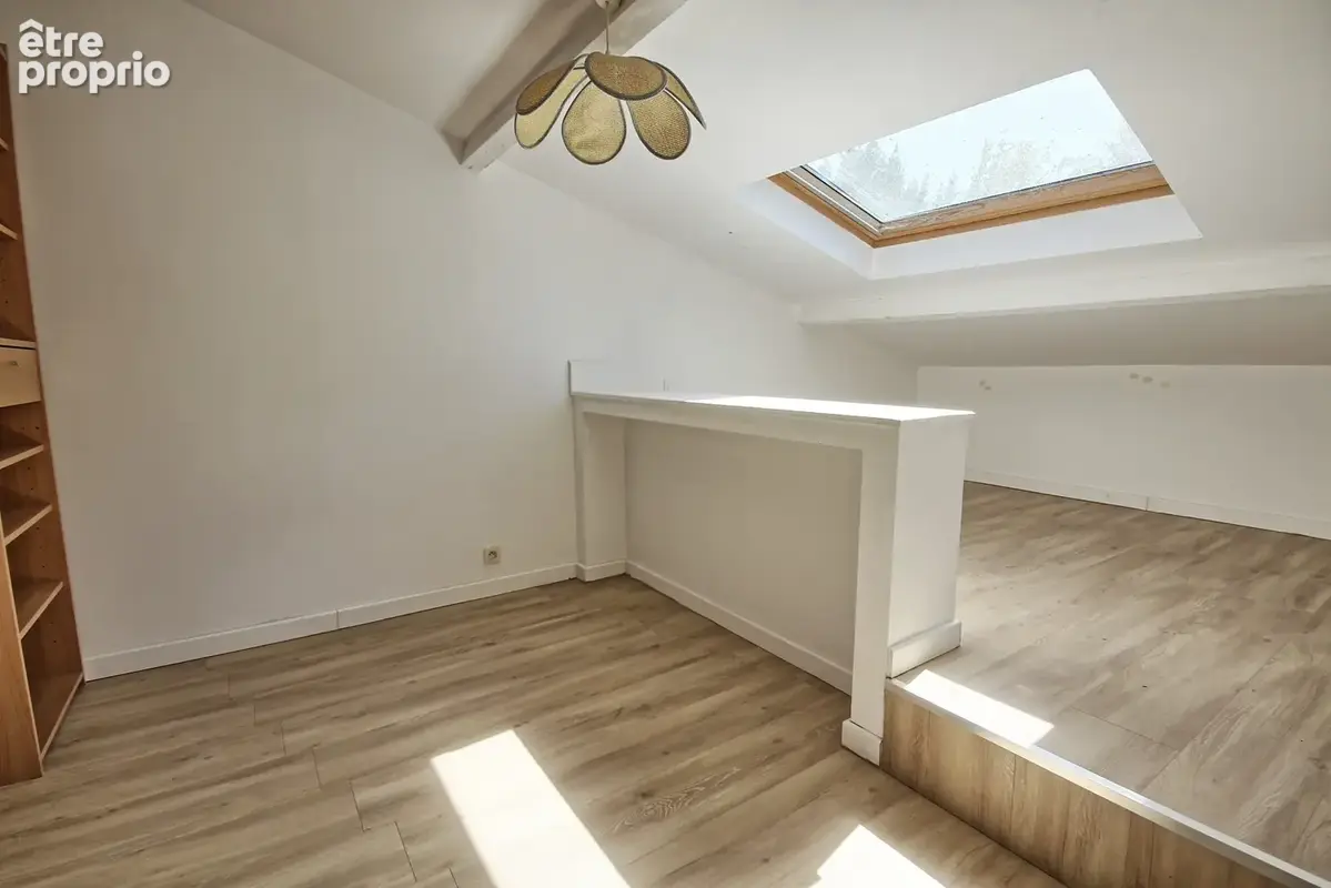 Bacalan   Maison en pierre 147 m2 au sol   Jardin, piscine et garage - photo 15