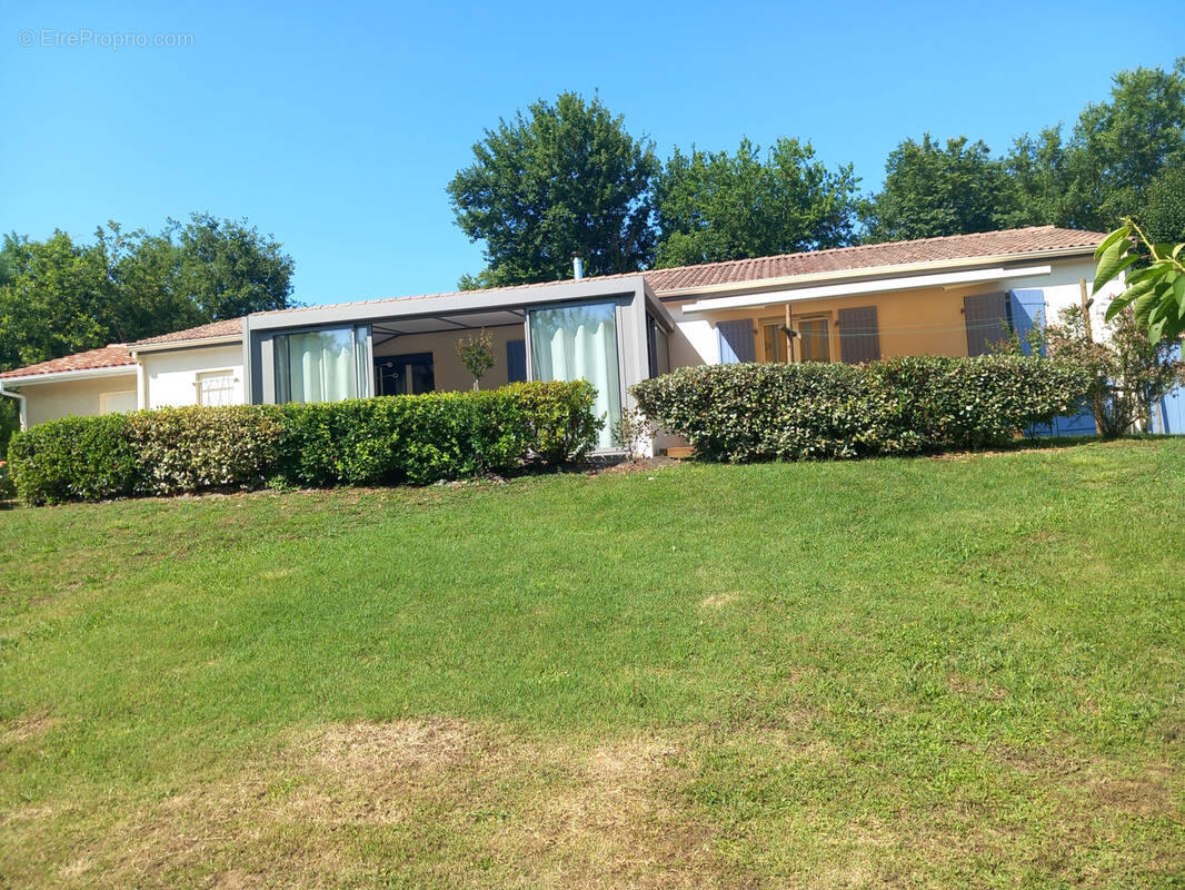 Maison à MONSEMPRON-LIBOS