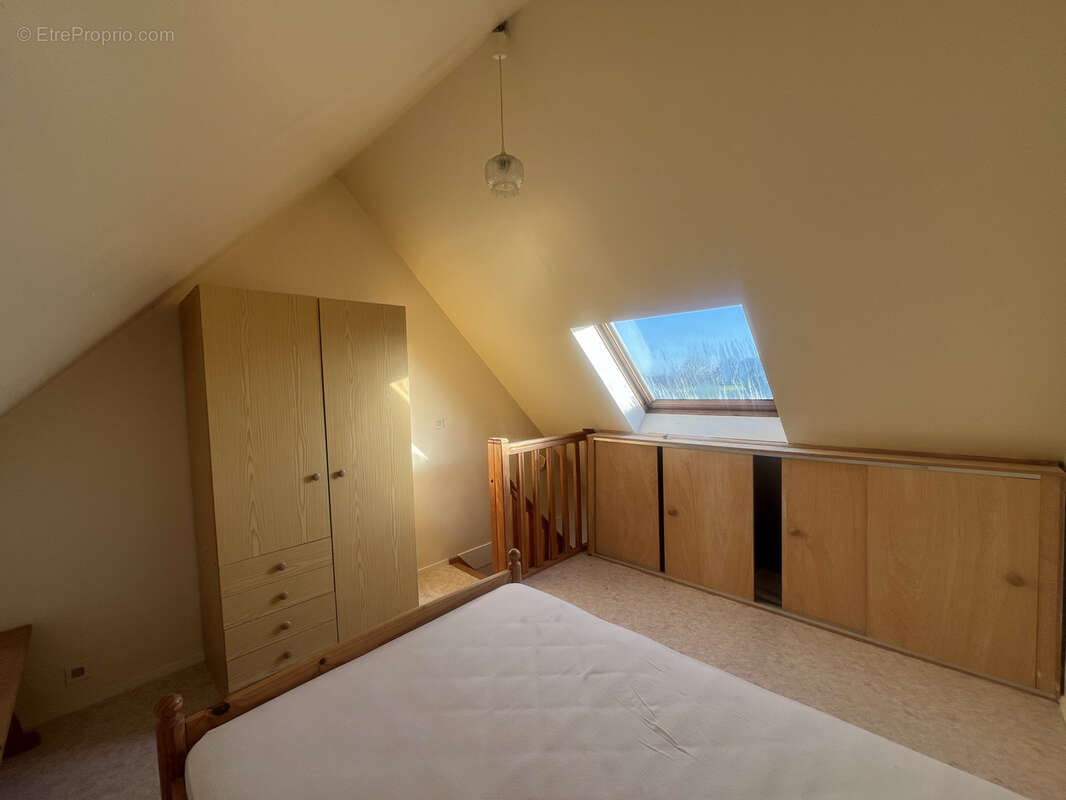 Appartement à PORT-EN-BESSIN-HUPPAIN