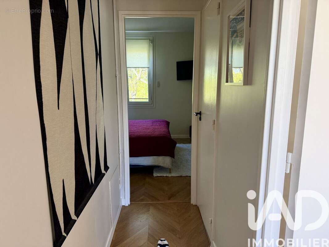 Photo 7 - Appartement à LA CELLE-SAINT-CLOUD