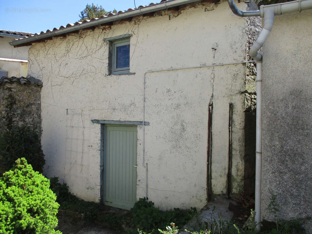 Maison à CEAUX-EN-COUHE