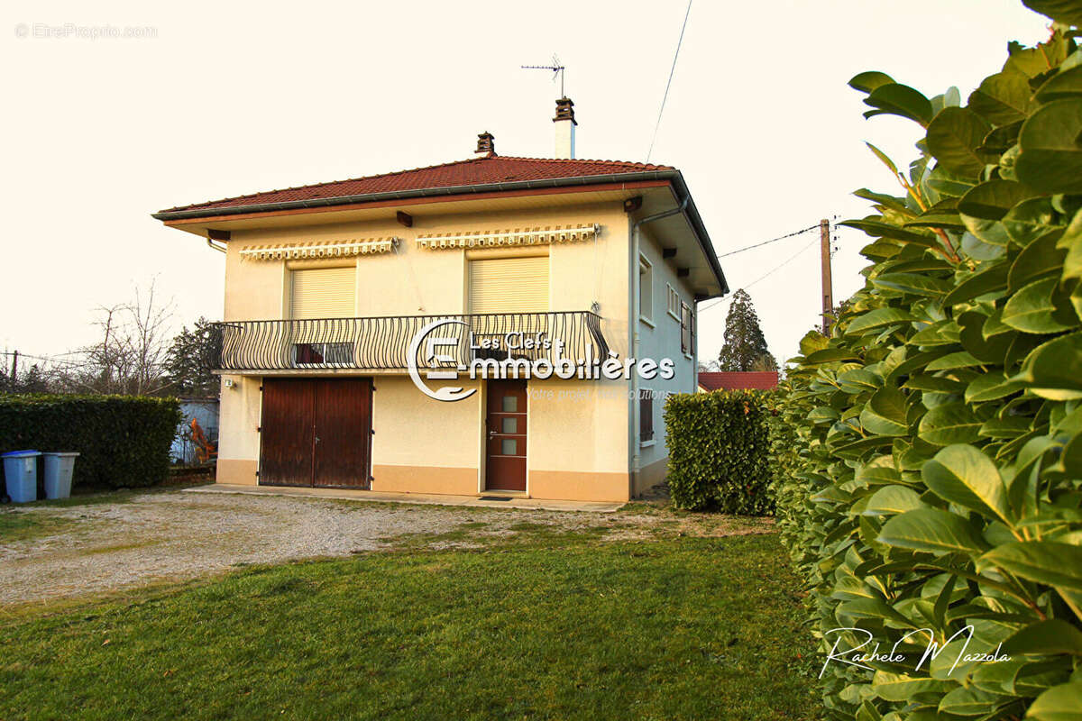 Maison à SAINT-AMOUR