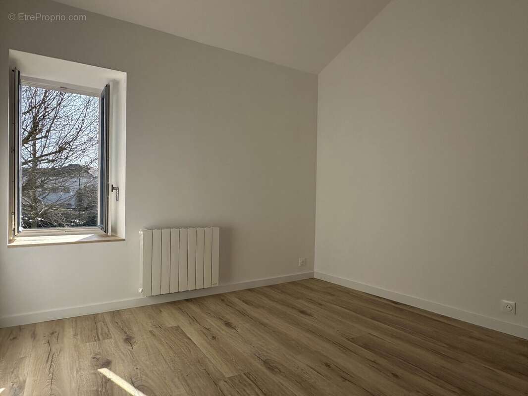 Appartement à BEAUJEU