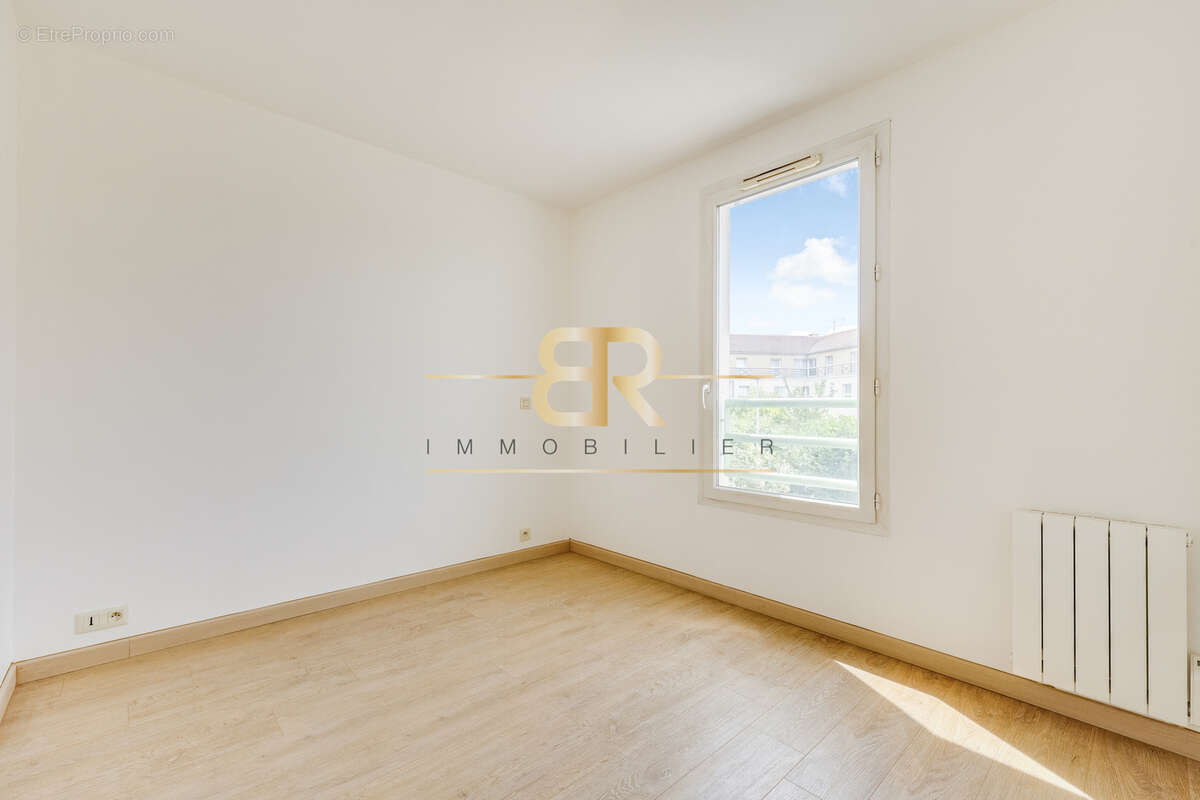 Coup de cœur   appartement lumineux avec ascenseur et 2 places de parking, rare sur le secteur - photo 13