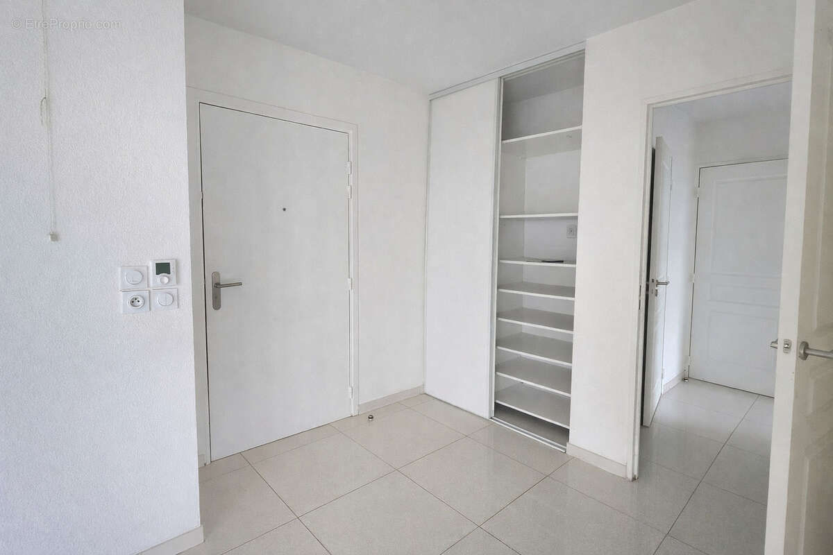 Appartement à MARSEILLE-9E