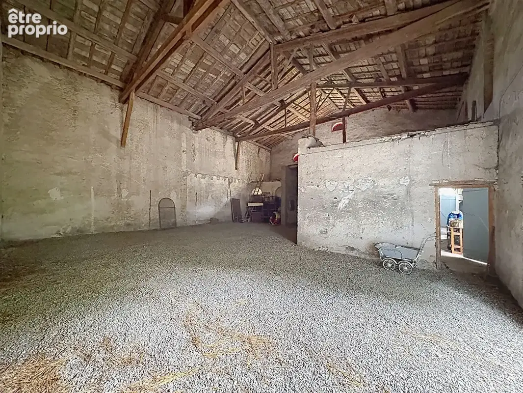 Maison centre vic le comte - 470 m² habitables - photo 12