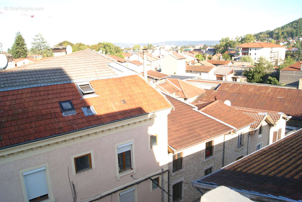 Appartement à BOURGOIN-JALLIEU